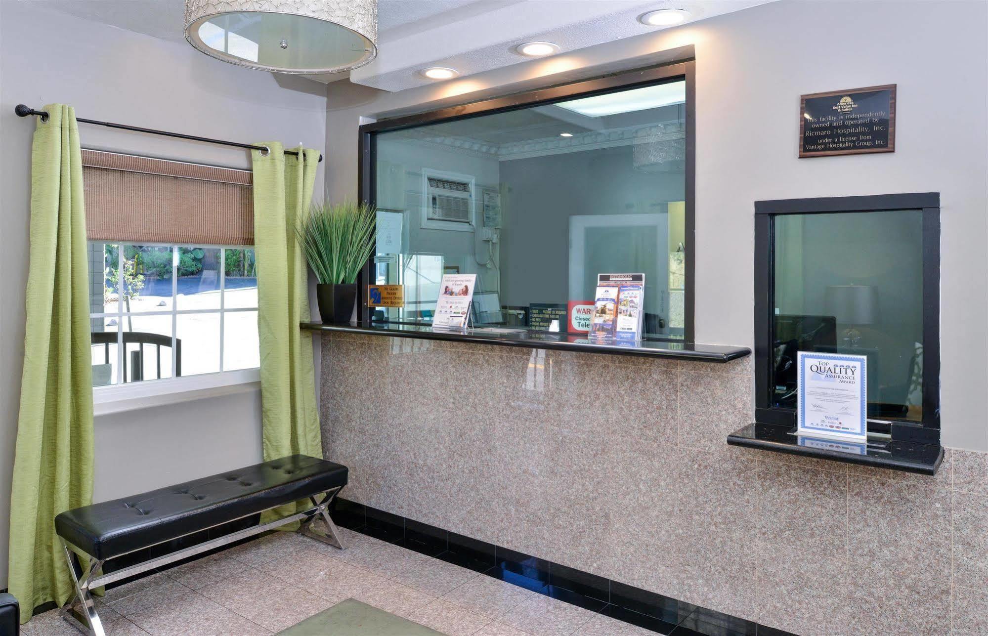 Granada Inn San Fernando Εξωτερικό φωτογραφία